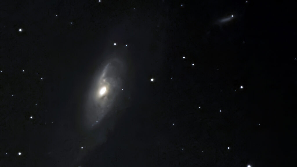 M106